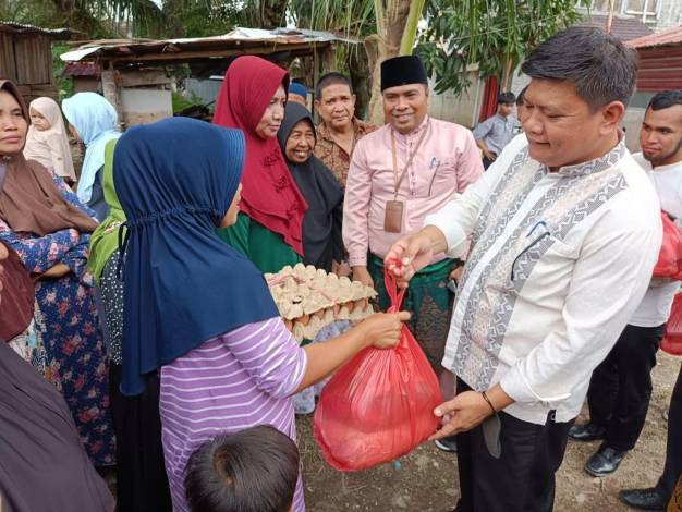 350 Paket Sembako Sudah Disalurkan untuk Korban Banjir di Pekanbaru