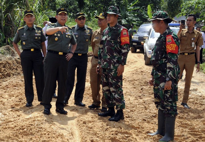 Tim Wasev TNI AD Tinjau Pelaksanaan TMMD-103 Pekanbaru