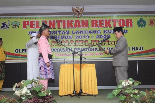 Unilak Punya Rektor Baru, Ini Pesan dari Wagub Riau