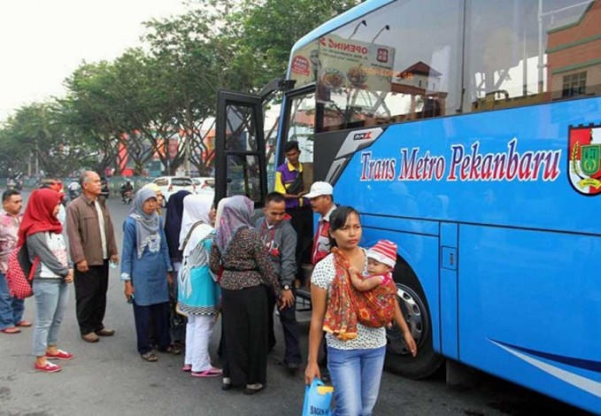 Dapat 10 Bus dari Kemenhub, Ayat Cahyadi Ajak Masyarakat Naik Bus TMP