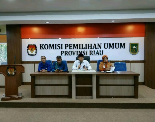 KPU Riau Targetkan Partisipasi Pemilih 73 Persen