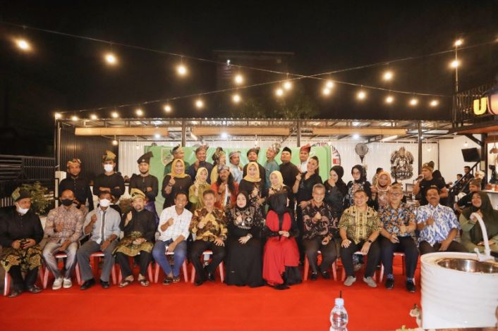 Lestarikan Budaya Melayu, Bupati Rohil Janji Support Anggaran Dewan Kesenian