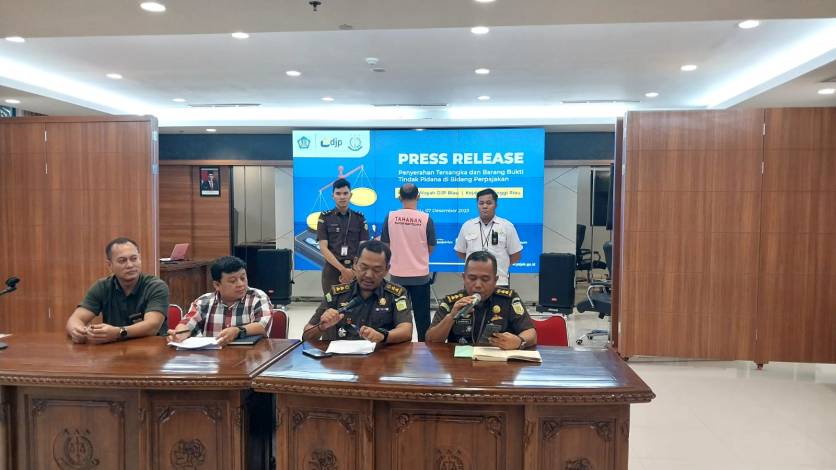 Kemplang Pajak Rp394 Juta, Kejati Riau Tahan Bos Perusahaan Jasa Penyedia Tenaga Kerja