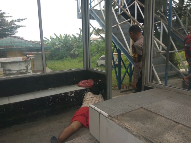 Seorang Pria Ditemukan Tewas di Halte Bus Transmetro Pekanbaru