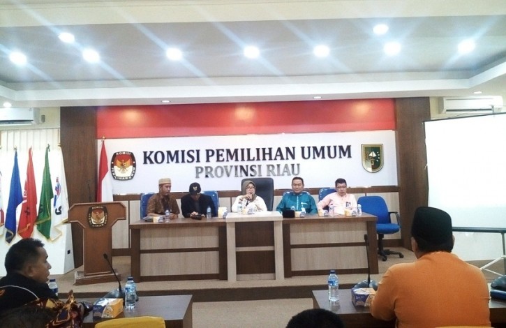 Baru 18 LO DPD yang Serahkan Bahan Iklan Kampanye ke KPU Riau