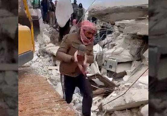 Ibu Hamil Melahirkan di Bawah Puing Bangunan Gempa Turki, Begini Nasib Bayinya