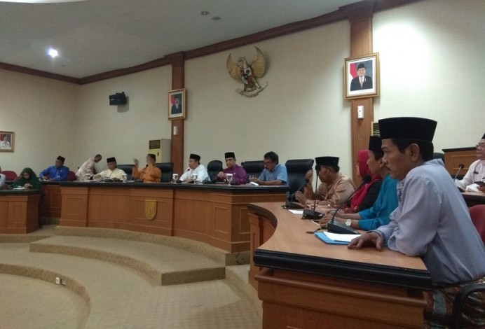 Gubernur Riau Janji akan Dalami Persoalan Sengketa Lahan Masyarakat Koto Aman