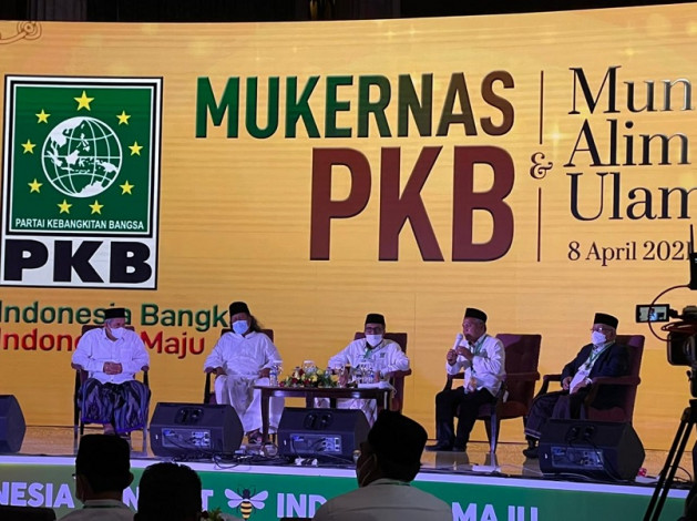 Gus Muwafiq dan KH Marzuki Mustamar Hadiri Munas Alim Ulama yang Diselenggarakan PKB
