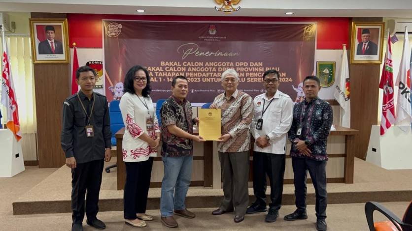 Anggota DPRD Riau Lampita Pakpahan Resmi Mendaftar ke KPU sebagai Calon DPD RI
