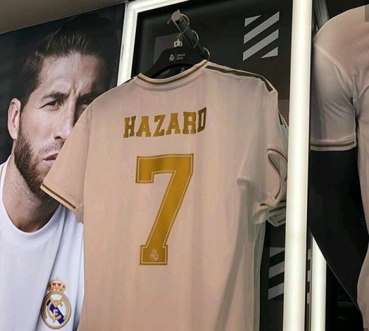 Hazard Akan Pakai Nomor Ronaldo di Real Madrid
