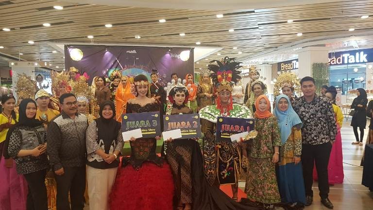 Kirim Pesan Kedamaian dalam Keberagaman, Fikom UMRI Taja United Nation Cultural Festival