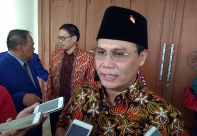 PDIP Bocorkan Identitas Cawapres Jokowi: Sosok Religius