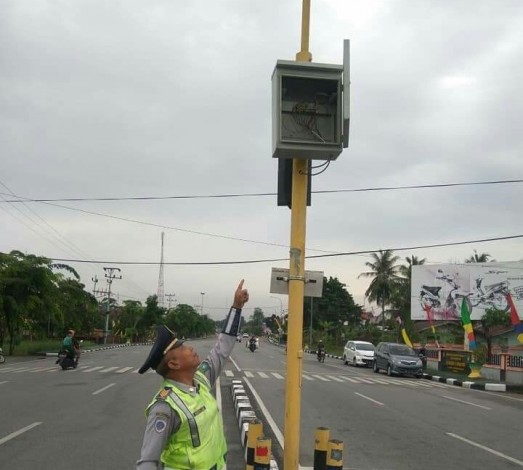 Baterai Traffic Light di Bengkalis Hilang Digondol Maling