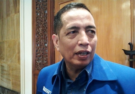 Asri Auzar Ditunjuk Demokrat Jadi Wakil Ketua DPRD Riau Lagi