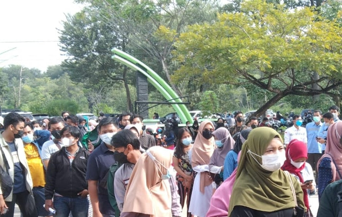 Distribusi Vaksin di Riau Tidak Merata dan Jadi Rebutan, Target 80 Persen Masih Jauh