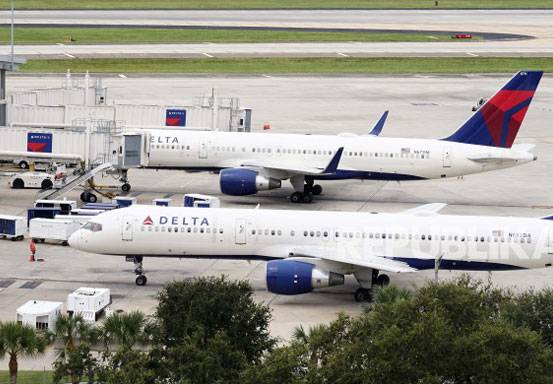 Penumpang Diare Parah Hingga Kotori Lorong, Pesawat Delta Air Putar Balik