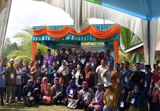 Dinas Pariwisata Riau Sosialisasikan Sapta Pesona di Desa Bokor