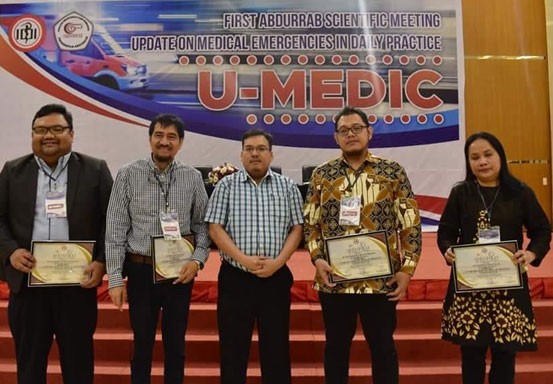 Fakultas Kedokteran dan Ilmu Kesehatan Univrab Sukses Gelar Seminar Ilmiah Perdana