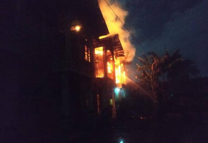 Lima Unit Rumah di Jalan Pattimura Pekanbaru Terbakar