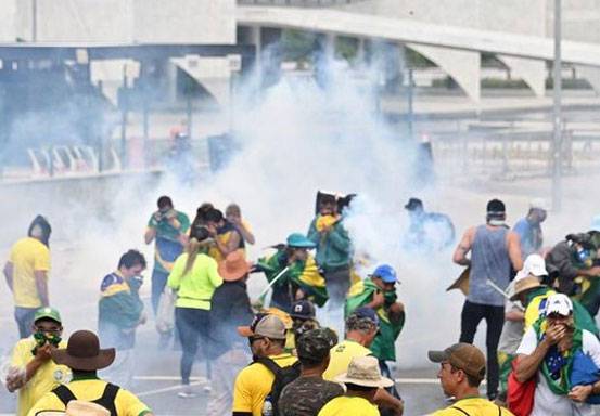 Banyak Negara Mengutuk Serangan ke Istana Presiden Brasil