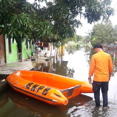 Pemko Pekanbaru Siapkan Tenda dan Perahu di Lokasi Banjir