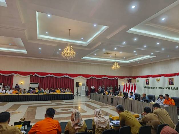 192 Desa di Riau Terendam Banjir, Gubernur Kumpulkan Seluruh Stakeholder dan Keluarkan 11 Instruksi