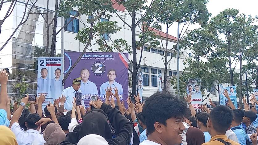 Hanya Lanjutkan Program Jokowi, Orasi Prabowo di Pekanbaru Dominan Ngomel dan Curhat