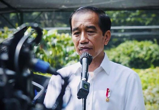 Survei: Kepuasan Publik ke Jokowi Terendah Sejak 2016