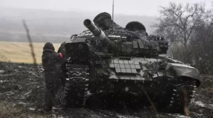 Cara Ampuh Tank Rusia Hancurkan Abrams AS di Ukraina dengan Sekali Tembak