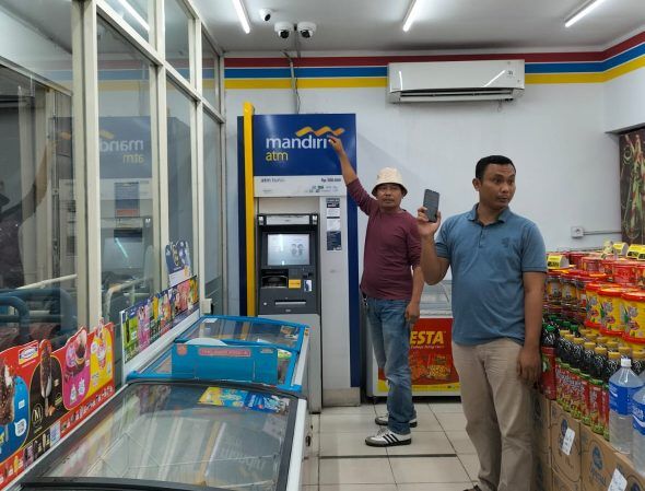 Hendak Ambil Uang untuk Berbuka Puasa, Warga Pekanbaru Jadi Korban Ganjal ATM