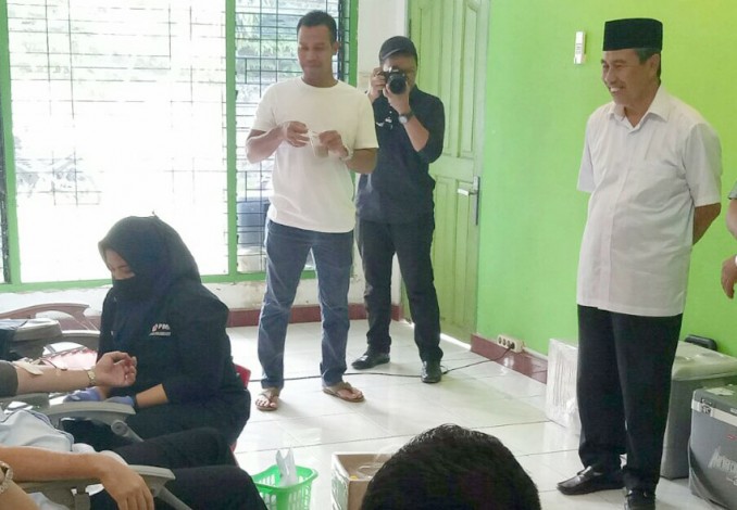 Relawan Syamsuar-Edy Gelar Donor Darah di Posko Pemenangan Jalan Mawar Pekanbaru