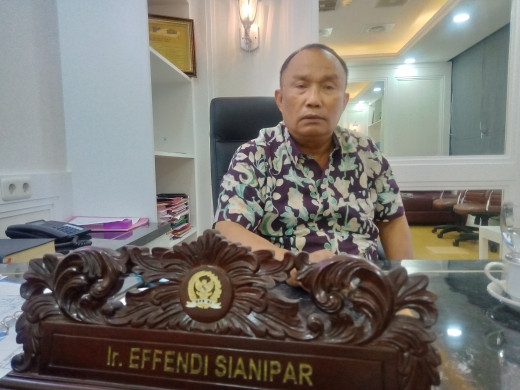 Effendy Sianipar Ingatkan Mendagri Jangan Nekat Jadikan Riau Tempat Penampungan PMI, Berbahaya!