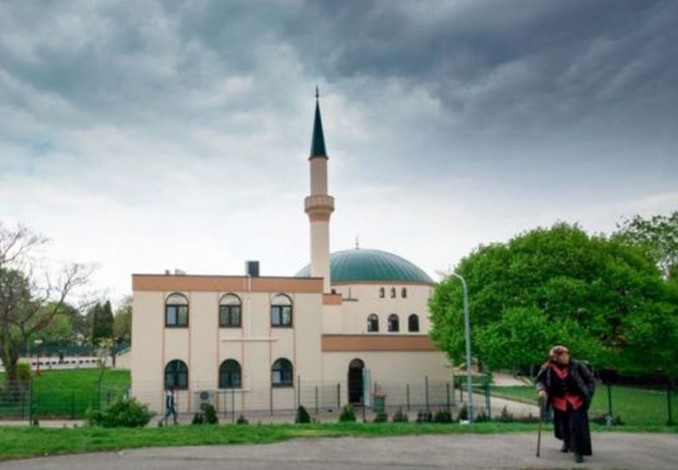 Austria akan Tutup Tujuh Masjid dan Usir Sejumlah Imam, Turki Marah