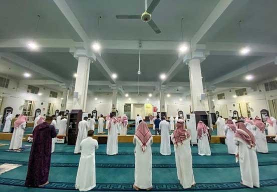 Arab Saudi Tutup 71 Masjid Menyusul Kasus Baru Corona