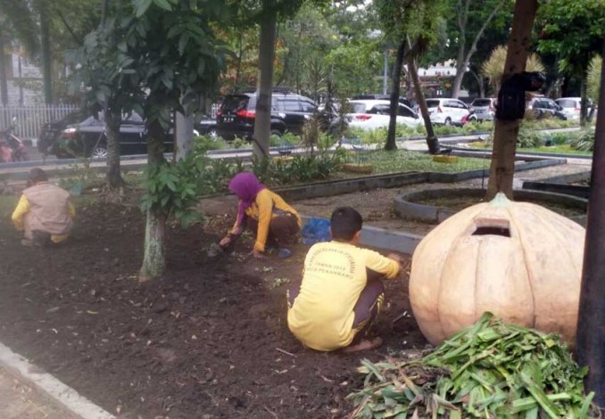 Taman yang Rusak Gara-gara Acara Alfamart Diperbaiki PUPR