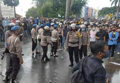 Hari Ini Massa Cipayung Plus Demo Tolak UU Cipta Kerja di DPRD Riau
