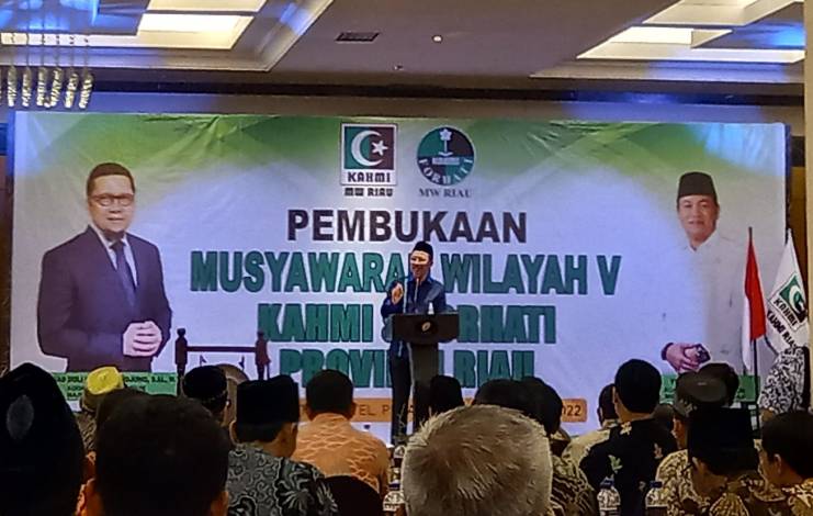 Orasi di Muswil KAHMI, Kajati Riau: Alumni HMI Wajib Kaya, Tapi Kaya yang Bener
