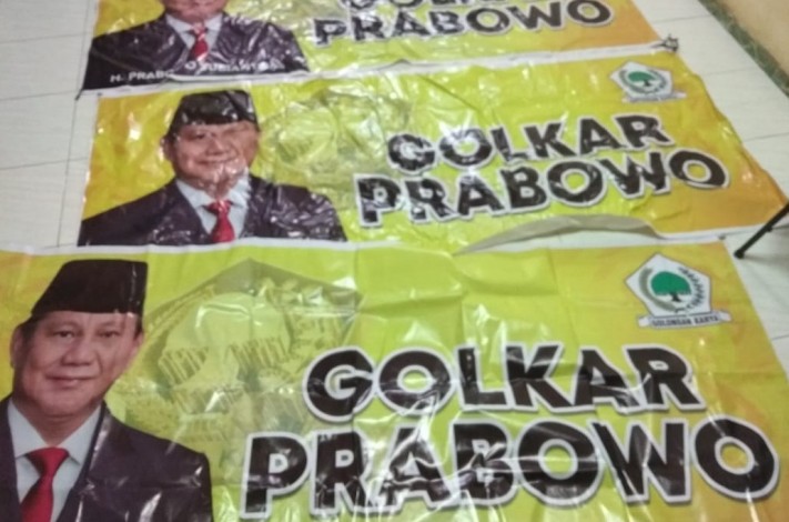 DPP Golkar Kerahkan Kader Copot Spanduk Golkar Prabowo di Pekanbaru