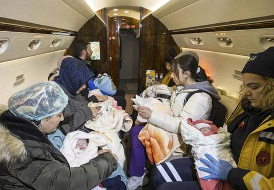 Kisah Erdogan-Istri Selamatkan 16 Bayi Korban Gempa Pakai Jet Pribadi