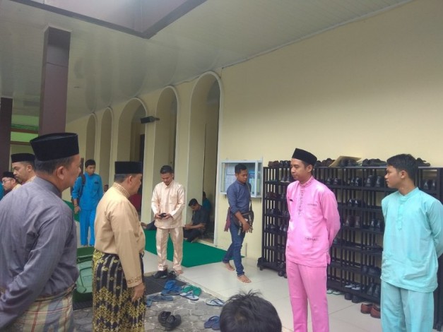 Wagub Riau Kembali Tegur Pegawai Tak Berpakaian Melayu Lengkap