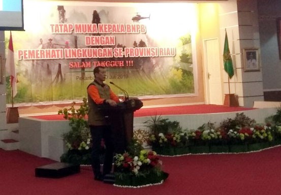 Sebut Karhutla Ulah Manusia, BNPB Minta Polri Berani Tindak Pembakar Lahan di Riau