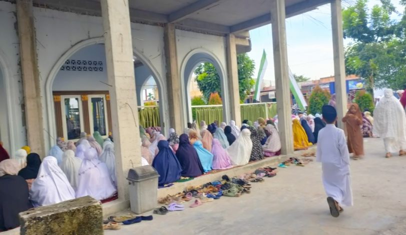 Salat Id di Masjid Al-Hidayah Cipta Karya Ujung Pekanbaru Dihadiri Ratusan Jemaah