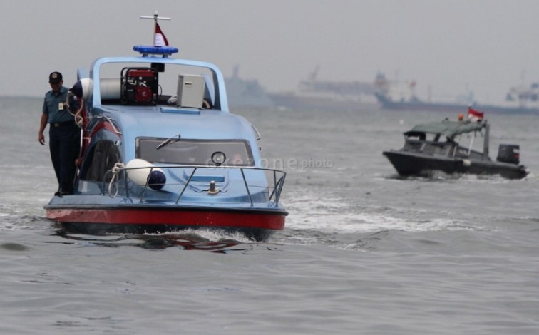 Penangkapan Speed Boat Bermuatan HP Illegal Diwarnai Aksi Baku Tembak