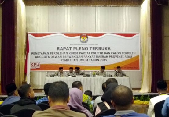 KPU Riau Tetapkan Anggota DPRD Riau Hasil Pemilu 2019 Hari Ini