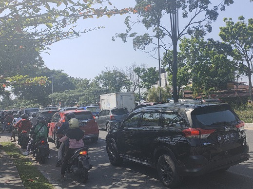 Penyekatan Jalan di Pekanbaru hanya Mengurangi Mobilitas Warga Kurang dari 10 Persen