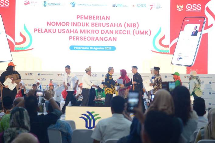 Menteri Bahlil Apresiasi Gubernur, Investasi Riau Peringkat Dua Nasional