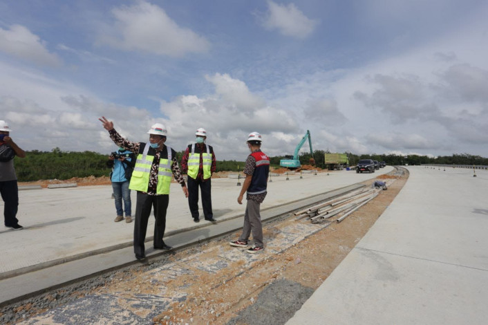 Sekdaprov Riau Tinjau Progres Pembangunan Jalan Tol Pekanbaru-Bangkinang-Pangkalan