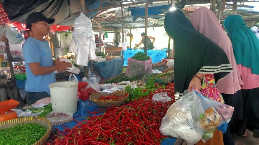 Kabar Gembira untuk Emak-emak, Harga Cabai Turun Lagi