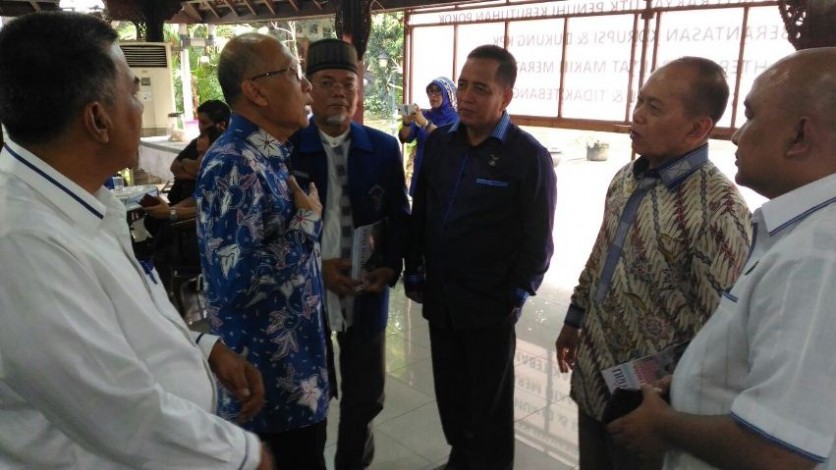 Demokrat Riau Ekspos Balon Gubri ke SBY di Cekeas