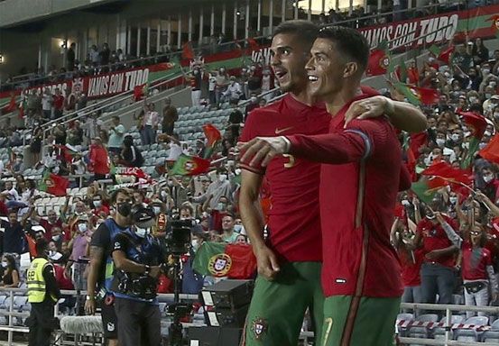 Cristiano Ronaldo Cetak Gol, Portugal Tundukkan Qatar 3-0